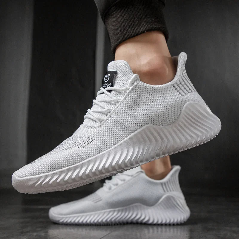 Lekkie sneakersy z dzianiny, opływowa sylwetka