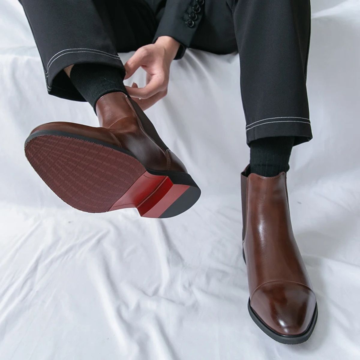 Sztyblety skórzane Savile Row, opływowa forma