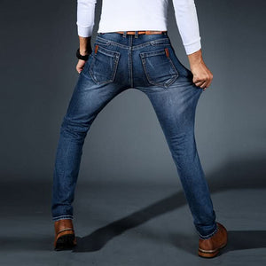 Jeansy Theo z elastycznego denimu, swoboda ruchu