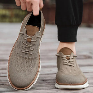 Sneakersy z elastycznej dzianiny, naturalne dopasowanie