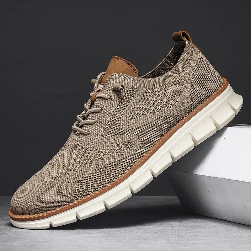 Sneakersy z elastycznej dzianiny, naturalne dopasowanie
