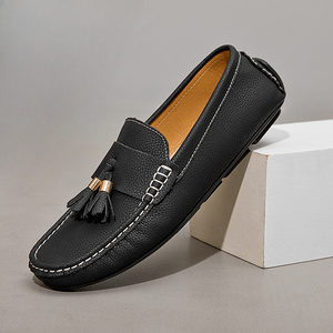 Mokasyny Strata-26, włoska elegancja w żywych kolorach