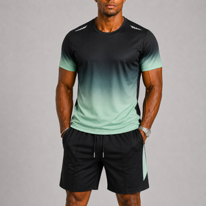 Komplet sportowy: T-shirt i szorty z gradientem