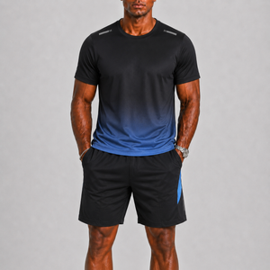 Komplet sportowy: T-shirt i szorty z gradientem