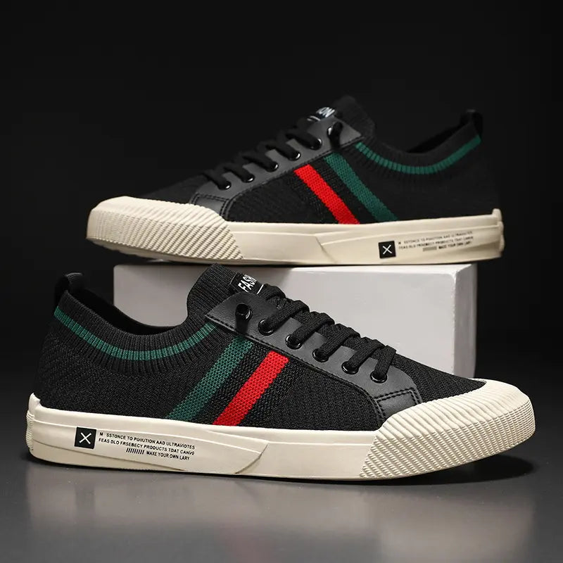 Sneakersy z motywem retro pasów, minimalistyczny profil