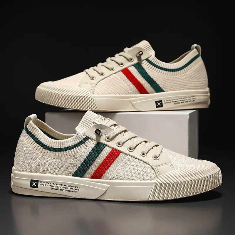 Sneakersy z motywem retro pasów, minimalistyczny profil
