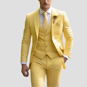 Garnitur trzyczęściowy slim fit na wesela i uroczystości