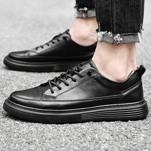 Sneakersy niskie z przeszyciami w tonie cholewki