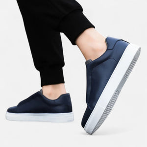 Sneakersy wsuwane ze skóry, czysta cholewka