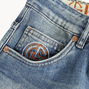 Jeansy Hugo slim fit w jasnym spranym denimie