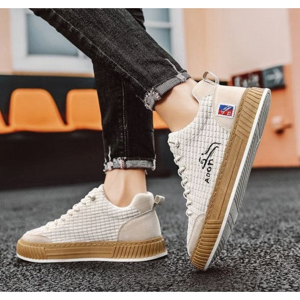 Sneakersy z podparciem stopy na długie godziny