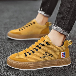 Sneakersy z podparciem stopy na długie godziny