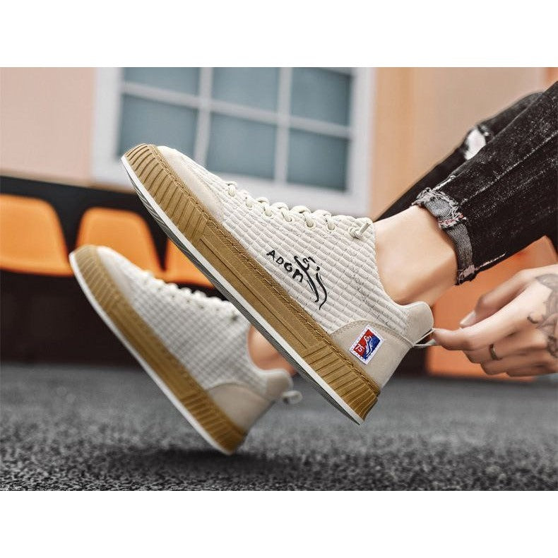 Sneakersy z podparciem stopy na długie godziny