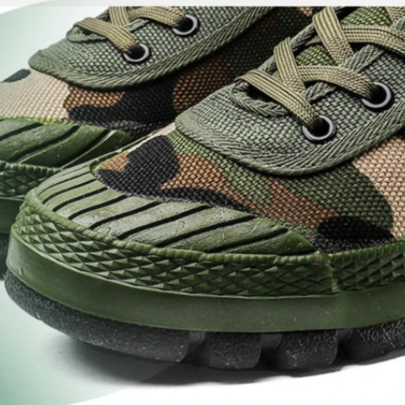 Sneakersy taktyczne, wzmocniona konstrukcja