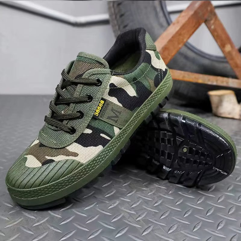Sneakersy taktyczne, wzmocniona konstrukcja