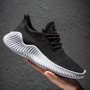 Lekkie sneakersy z dzianiny, opływowa sylwetka