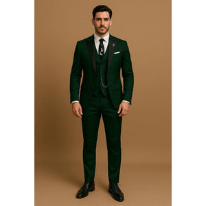 Garnitur trzyczęściowy slim fit, czysta sylwetka