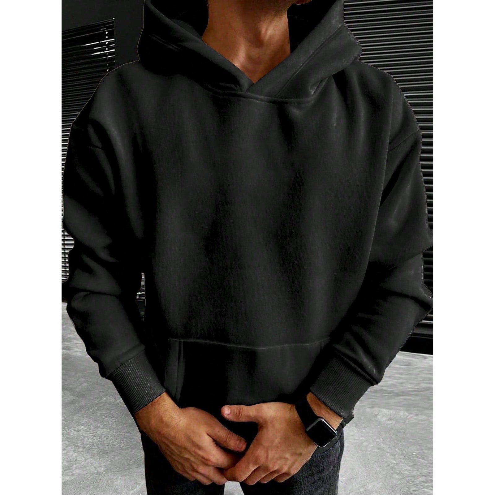 Bluza Tim z kapturem w jednolitym kolorze, krój oversize