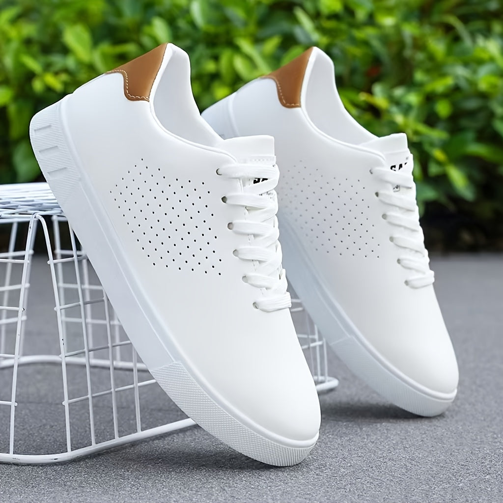Sneakersy z perforacją, czysta i wyważona sylwetka