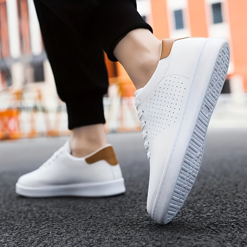 Sneakersy z perforacją, czysta i wyważona sylwetka