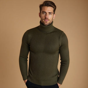 Sweter Conrad ze splotem warkoczowym, ciepło i elegancja