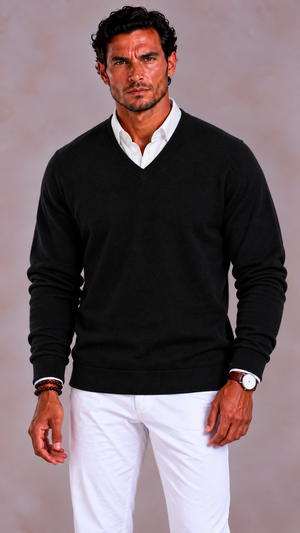Sweter z kaszmiru z dekoltem V, krój slim fit